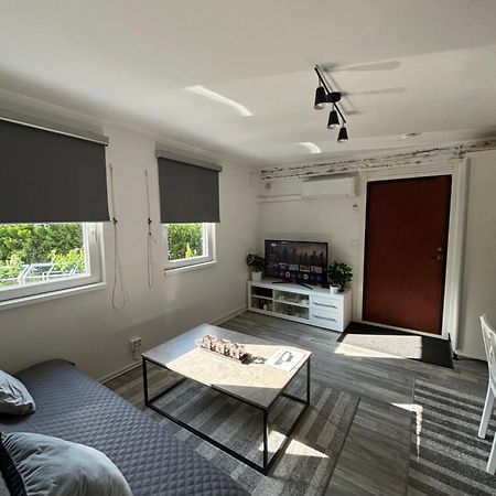 Videdal Apartment 2 Rooms - Own Entrance & Free Parking Malmö Exterior foto